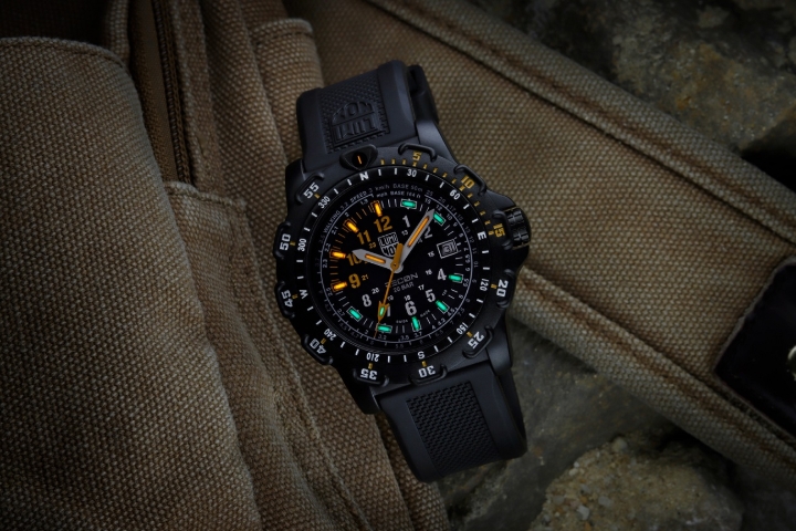 Obrazek Luminox RECON Point Man 8820 Series Heritage