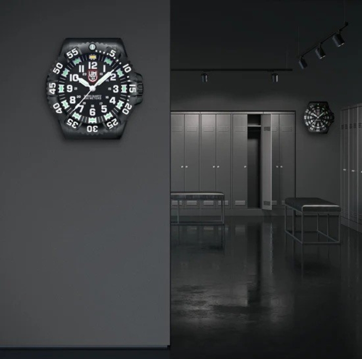 Obrazek Nástěnné hodiny Luminox