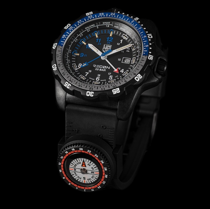 Obrazek LUMINOX RECON POINT MAN 8830 SERIES