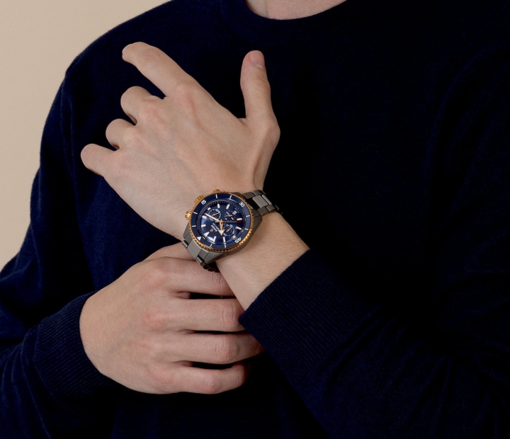 Obrazek Rado Captain Cook High-Tech Ceramic Automatic Chronograph