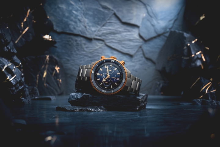 Obrazek Rado Captain Cook High-Tech Ceramic Automatic Chronograph