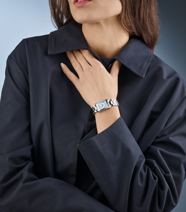 Obrazek Frederique Constant Classics Carrée Ladies