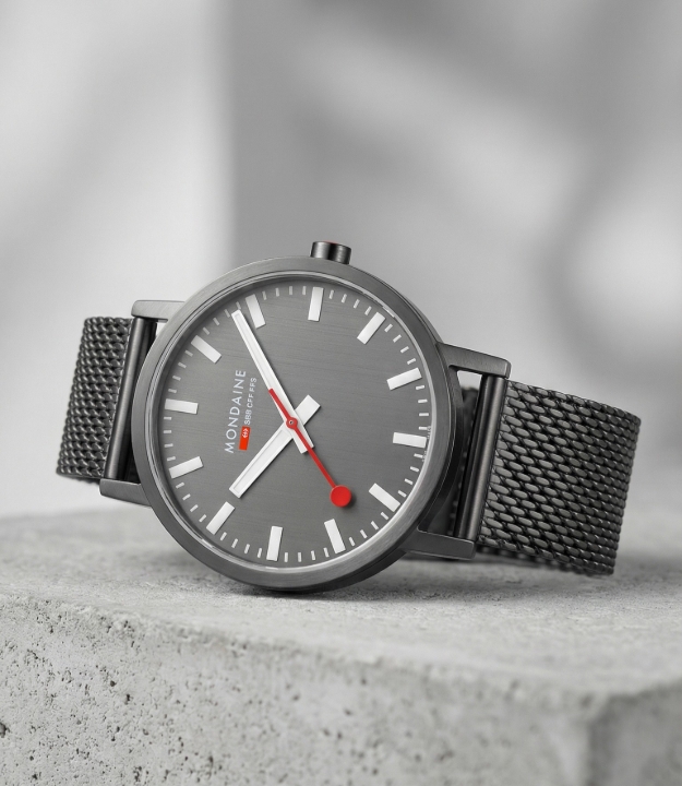 Obrazek MONDAINE Classic