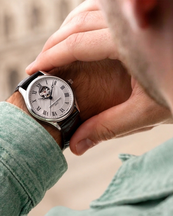 Obrazek Frederique Constant Classics Heart Beat Automatic