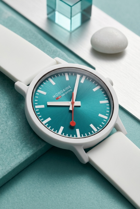 Obrazek Mondaine Essence Transformative Teal Limited Edition