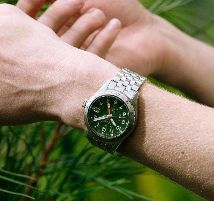 Obrazek Seiko 5 Sports Field GMT