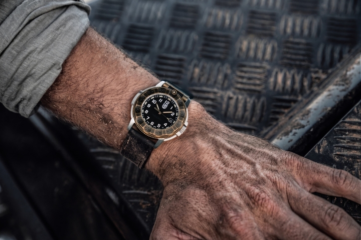 Obrazek Luminox Adventure 1300 Series