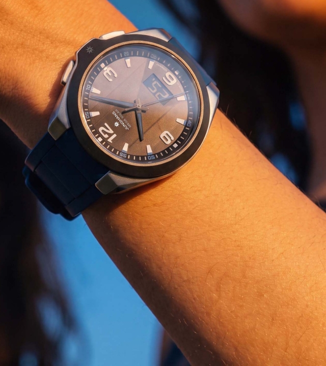 Obrazek JUNGHANS Spektrum Mega Solar