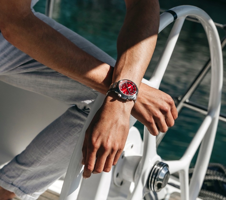 Obrazek JUNGHANS Aquaris Diver
