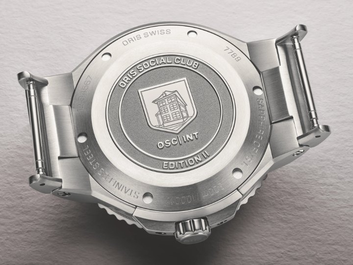 Obrazek Oris Aquis Date Oris Social Club Edition II