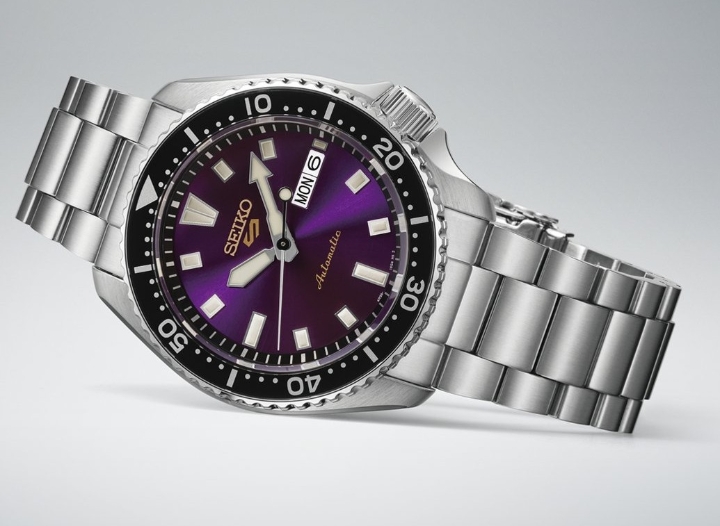 Obrazek Seiko 5 Sports SKX Series 145th Anniversary Limited Edition