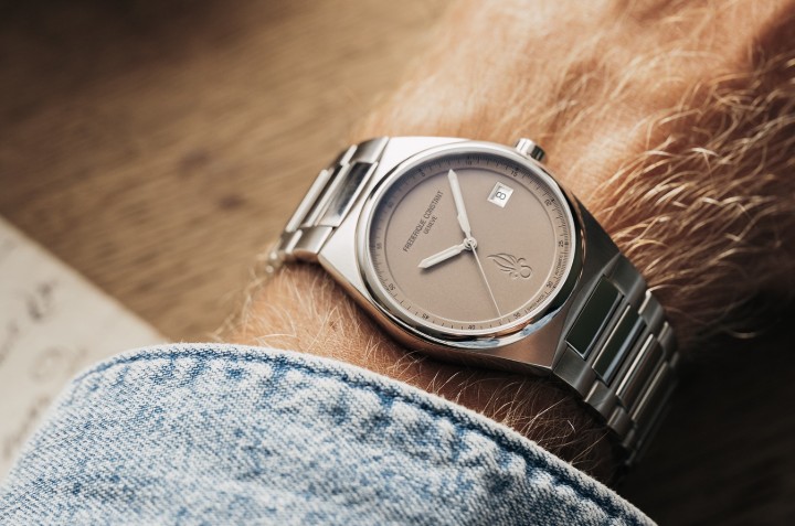 Obrazek Frederique Constant Highlife Automatic x Légion Étrangère Limited Edition