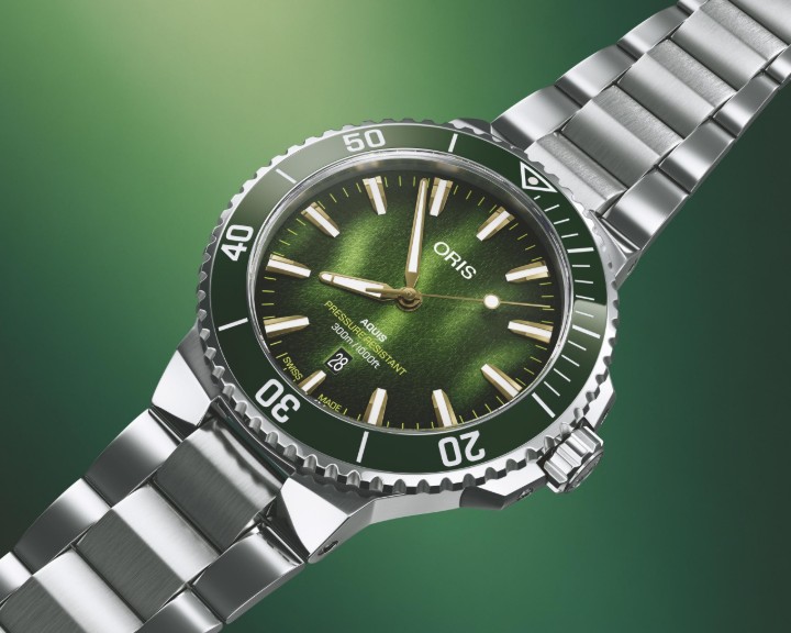 Obrazek Oris Aquis Date Kelp Forest Limited Edition