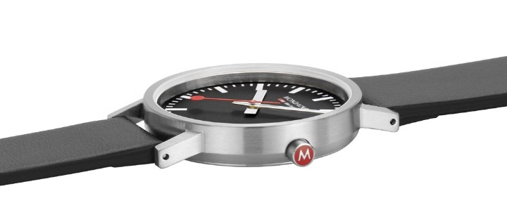 Mondaine Classic